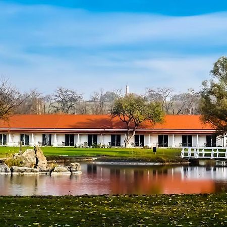 Pannónia Golf&Country Club Acomodação com café da manhã Alcsutdoboz Exterior foto
